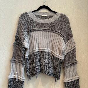 New Easel Clothing Sweater Size Small Grey Cozy Top Pullover Boho Knit